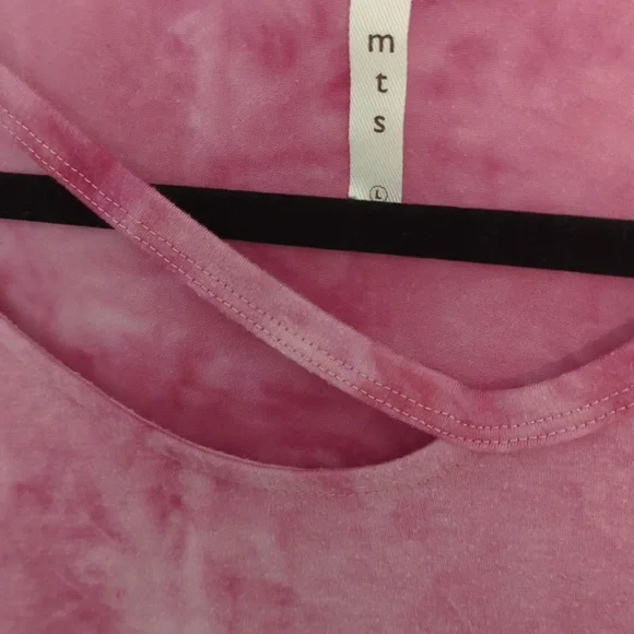 MTS Sz L Pink Tie-dye Shirt with Large Keyhole and 3/4 Sleeves - Picture 2 of 4